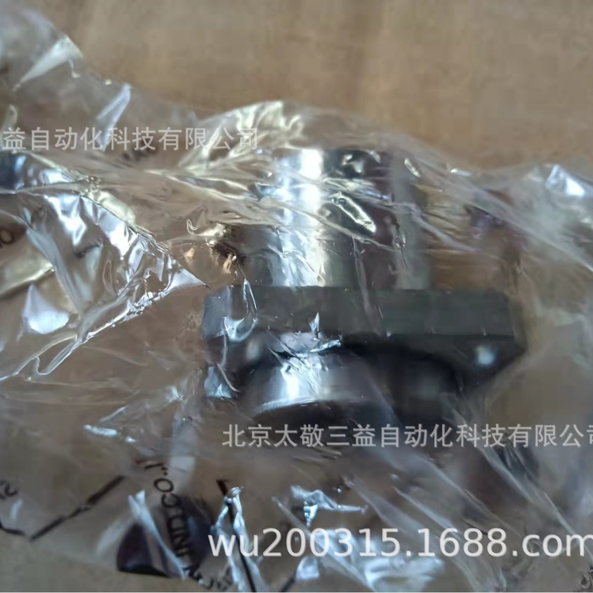 韩国SAMICK突出方形法兰型直线轴承LMEKP16UU现货供应 一件代发