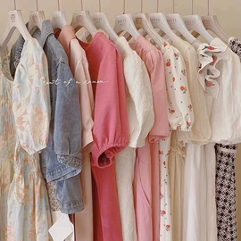 连衣裙;女装杂款包;羽绒服