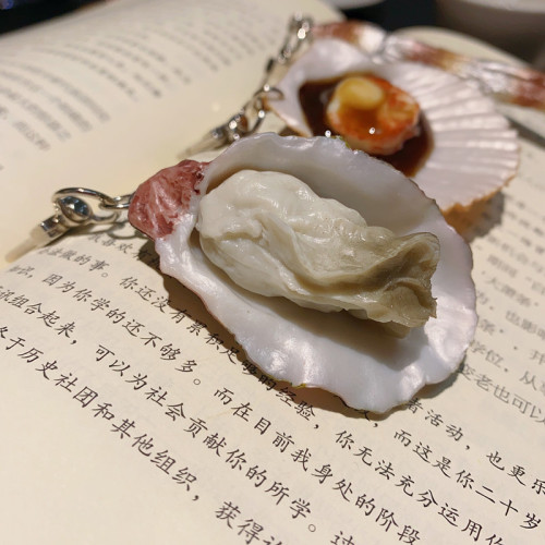 Interesting simulated food PVC oysters, scallops and dried fish keychain buckles food bag pendants accessories creative gifts
