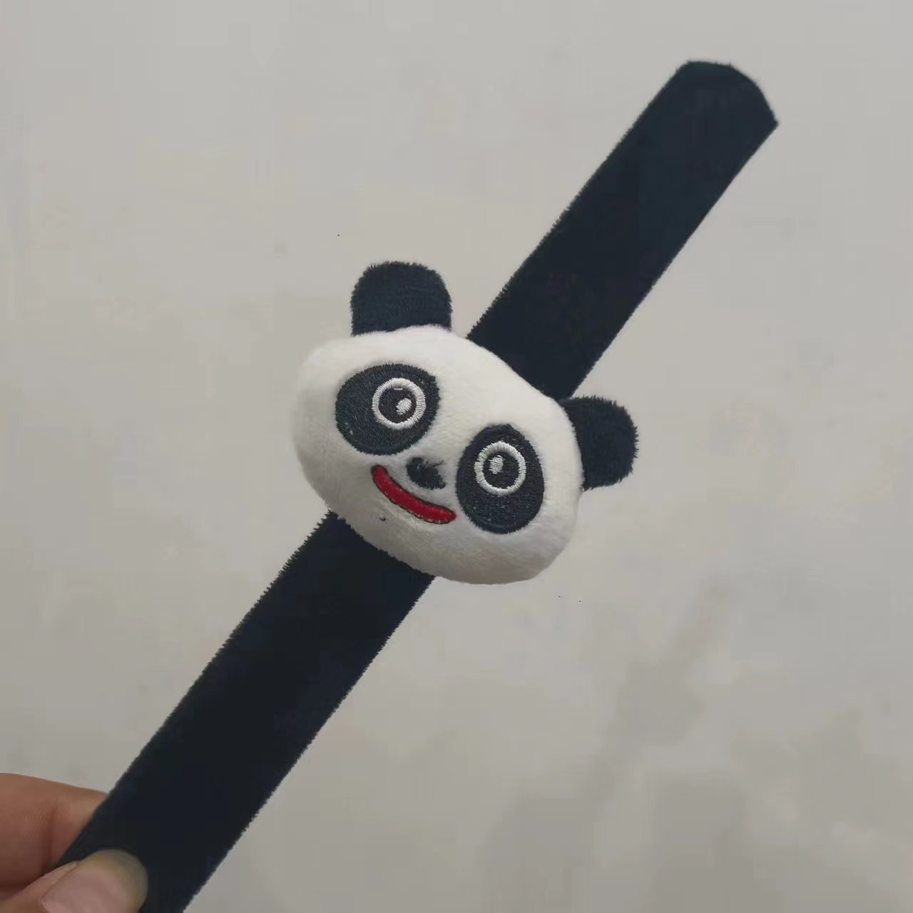 30 * Panda de ojos grandes