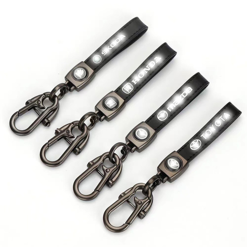 Amazon popular car keychain real leather car logo car anti-lost key rope high-end keychain pendant