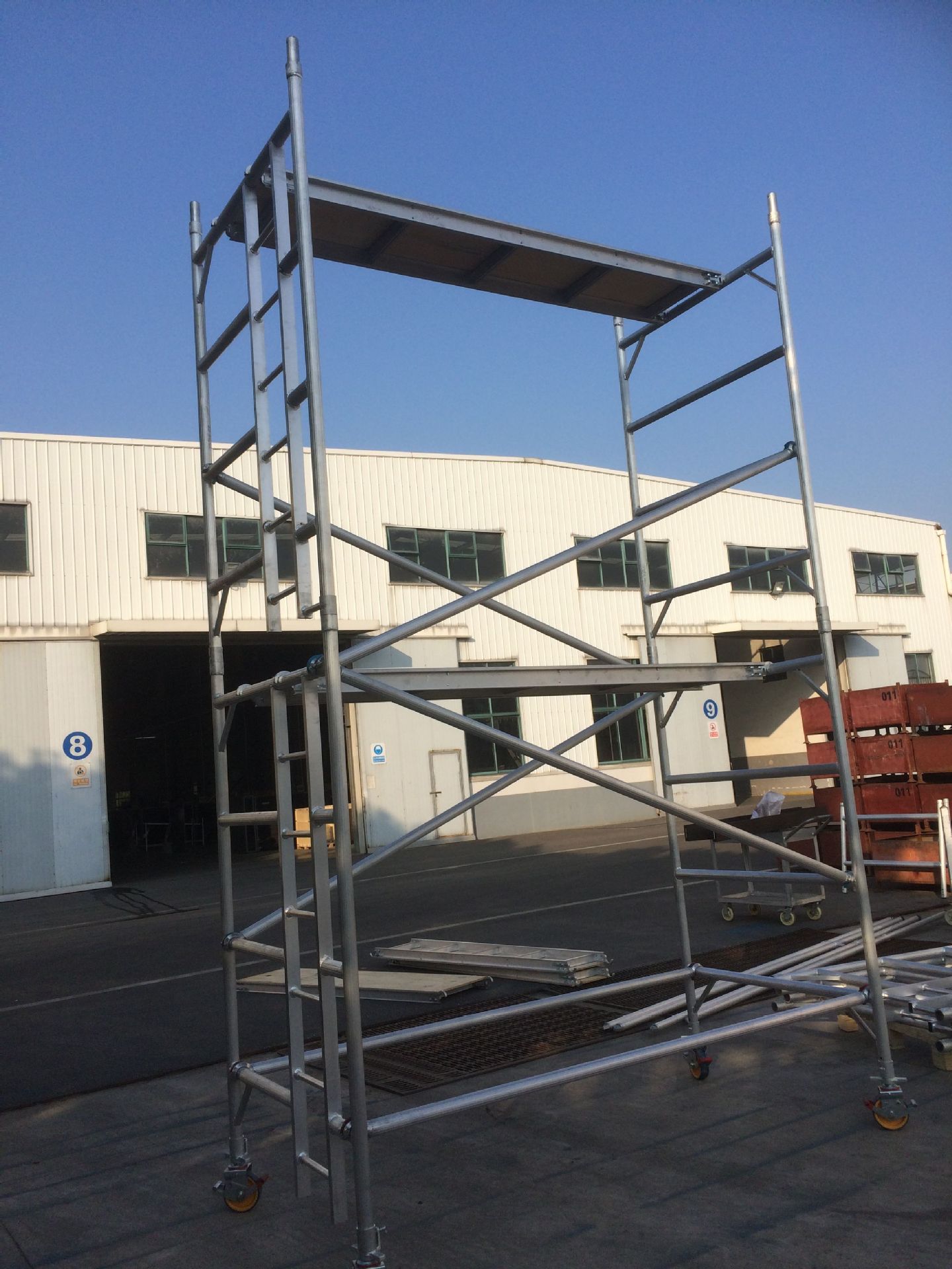 外贸custom款铝合金脚手架设计生产折叠脚手架悬挂生产加工亚马逊