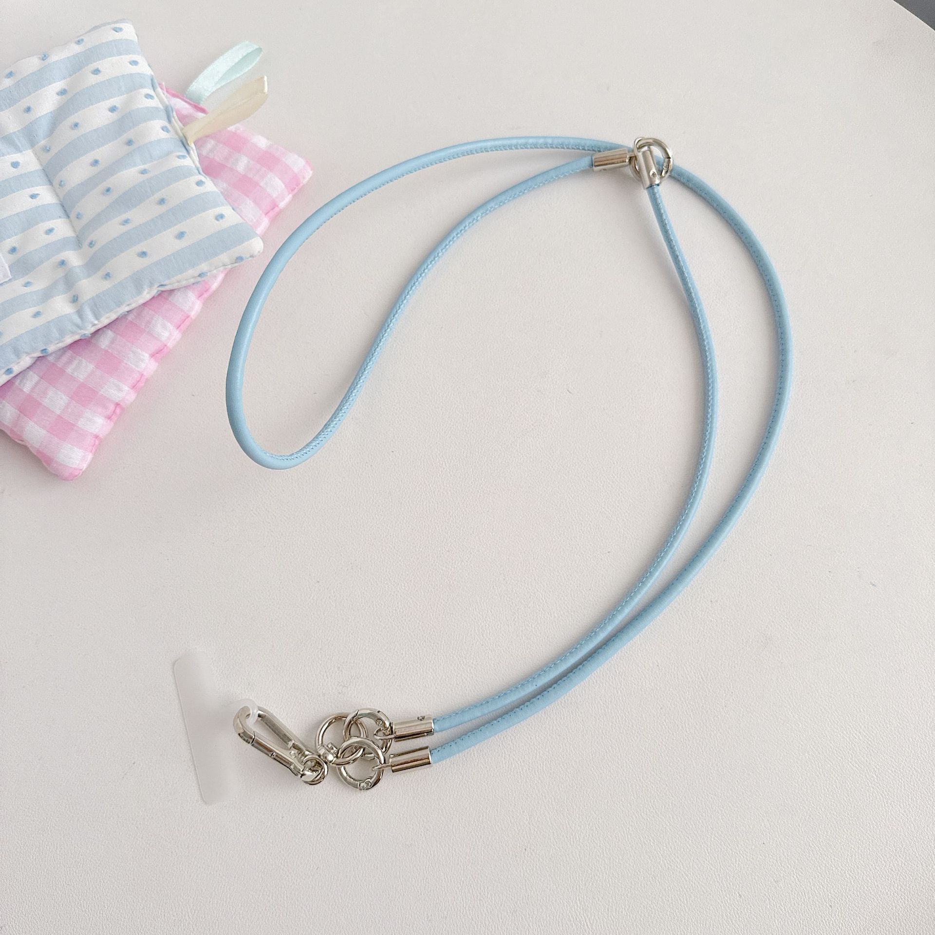 Cordón de teléfono móvil de alta gama hecho a mano boutique Cordón de cuero ins Cadena larga y corta Cordón de teléfono móvil de moda Cordón de mensajero largo y corto