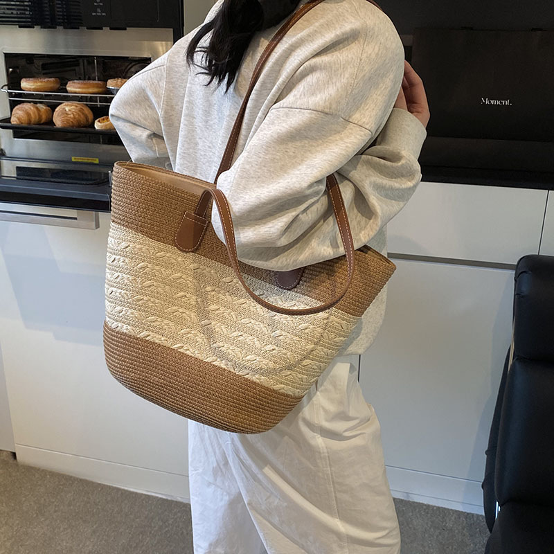 Viaje al mar vacaciones bolsa de tejido de viento mujer bolsa de paja de gran capacidad 2025 verano nuevo super caliente bolsa de mano