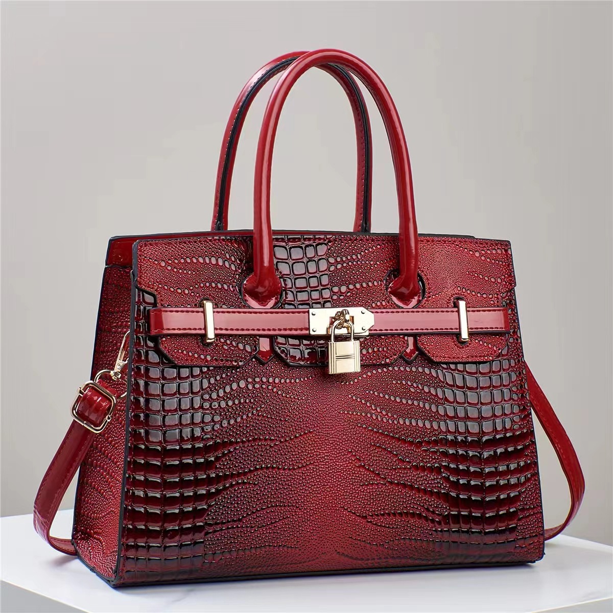 Moda Nuevo estilo de moda bolso de la nueva fábrica de temperamento madre Señora bolsa de hombro bolsa de mensajero de ventas directas de textura