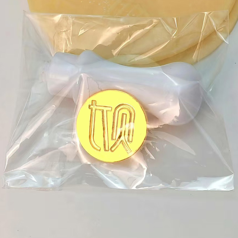 금속 재물 도장 헤드 + 흰색 원형 손잡이 (OPP 포장)