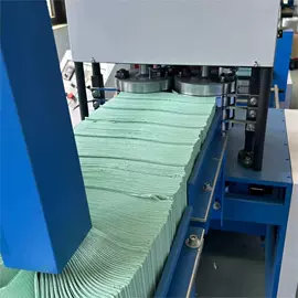 纸成型机械;非织造布机械;塑料制袋机