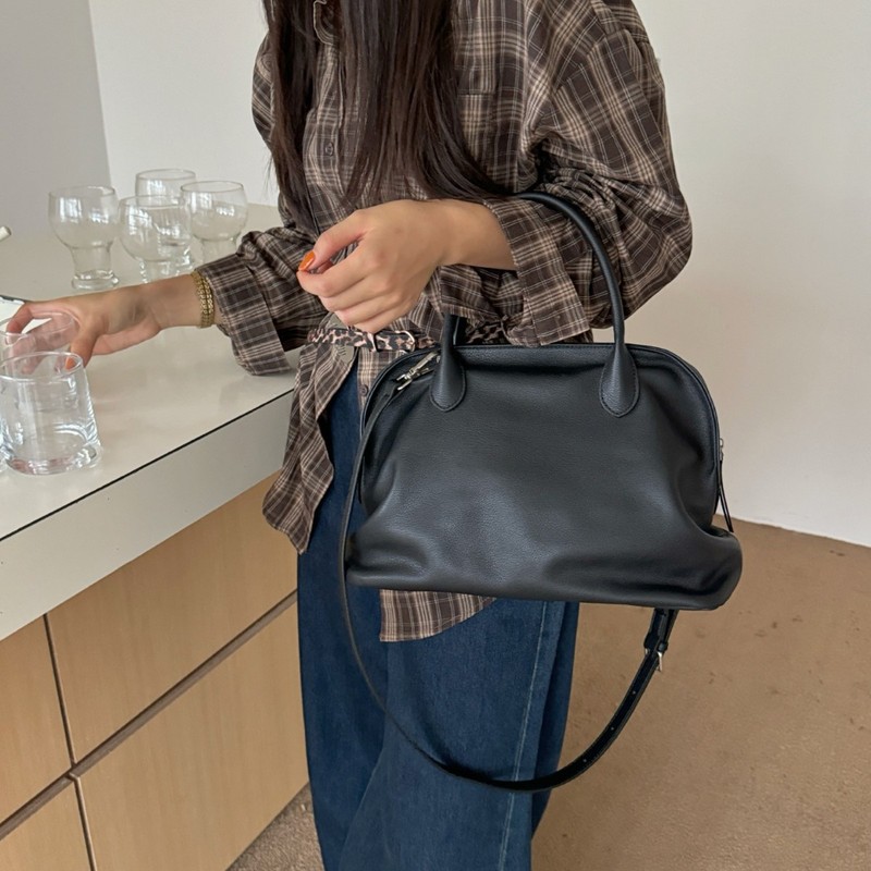 2025小众高级感头层牛皮褶皱手提女欧美气质百搭大容量斜挎贝壳包|undefined
