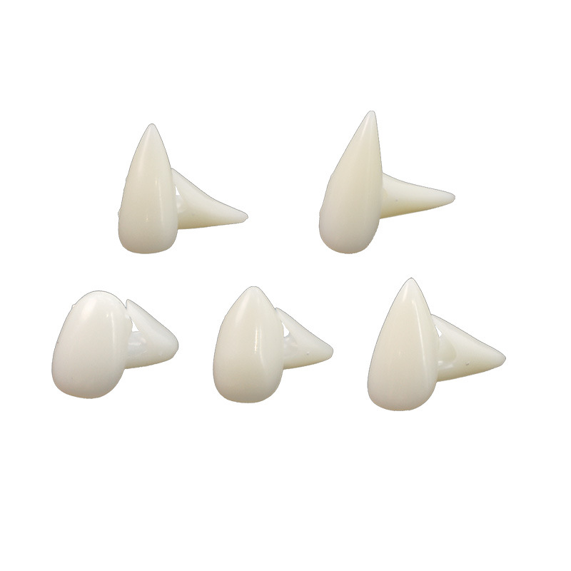 Ventas transfronterizas calientes de Halloween cos vampiros decoración dientes falsos travesuras horror muñecos enteros baile de maquillaje