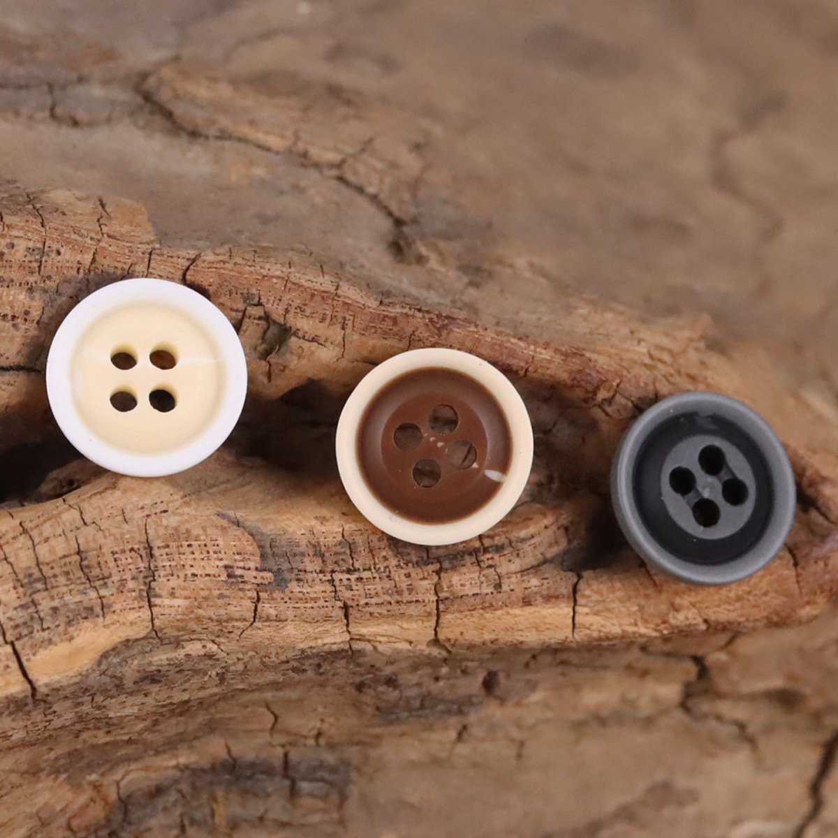 SOJO 哑光双圈咖色男女士polo衬衫开衫毛衣连衣裙米黄色树脂纽扣