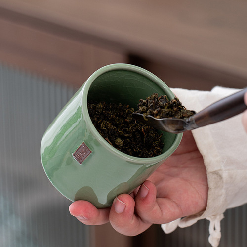 Small empty cans Ru kiln tea cans straight cans Ge kiln ceramic cans tea packaging cans green tea and black tea storage cans