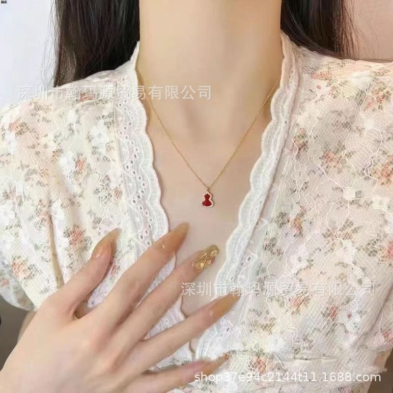 s925 スターリングシルバーキリンひょうたんネックレスハイバージョンローズゴールドダイヤモンドレッドアゲートひょうたんペンダントライト高級鎖骨チェーン|undefined