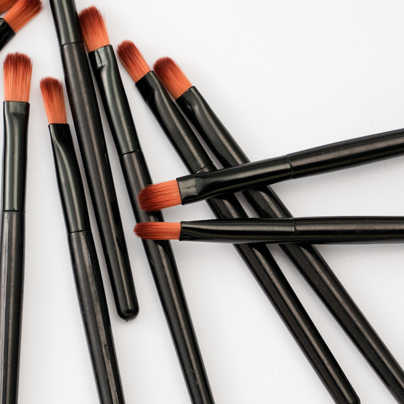 Manufacturer's in-stock single eyeshadow brushes, smudging brushes, eye brushes, beginner makeup brushes, cross-border beauty tools wholesale Application Scenario