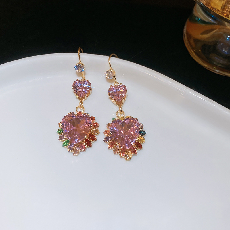 Juego de pendientes de collar con colgante de amor de circón Exquisito temperamento de moda súper brillante cadena de clavícula de lujo ligero collar de alta gama