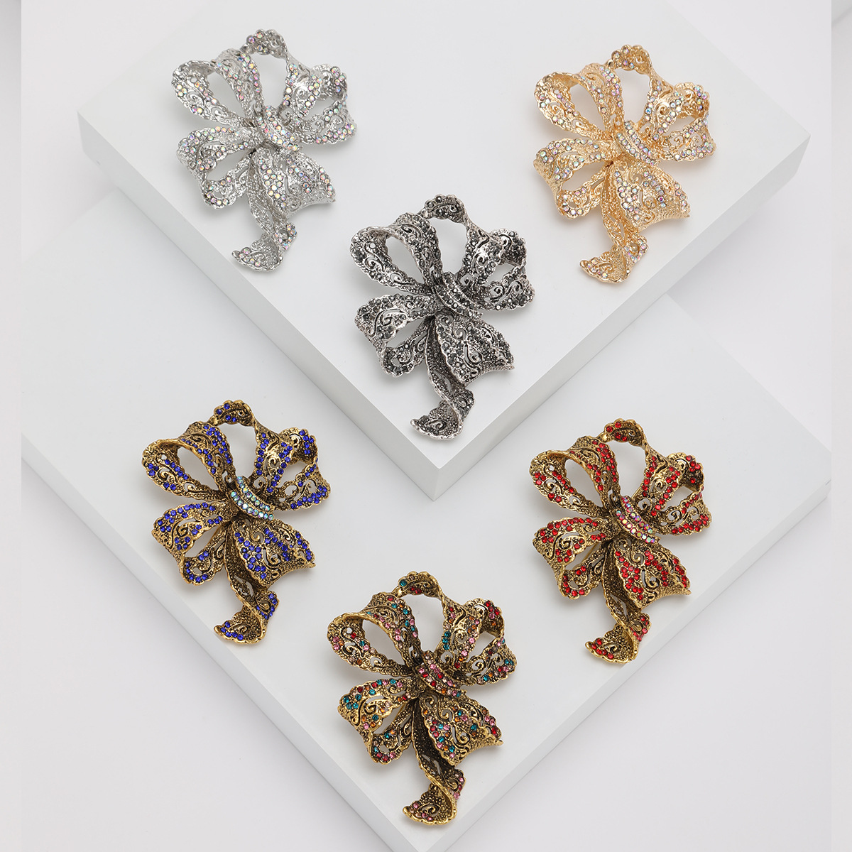 Lady Bow Knot Alloy Inlay Rhinestones Women's Brooches display picture 1