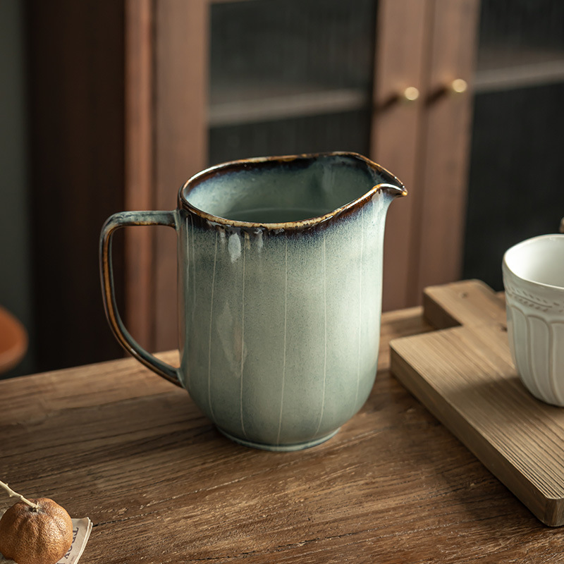 Sensor de alta calidad cerámica doméstica hervidor de agua fría decoración de sala de estar decorativa retro flor creativa para el hogar jarrón