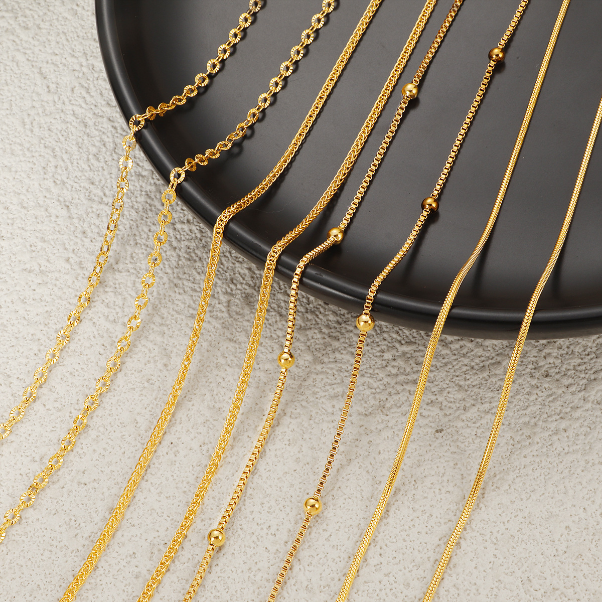 Delicate Two-tone Layered Necklace Set In Gold And Silver Metal_voghion.com