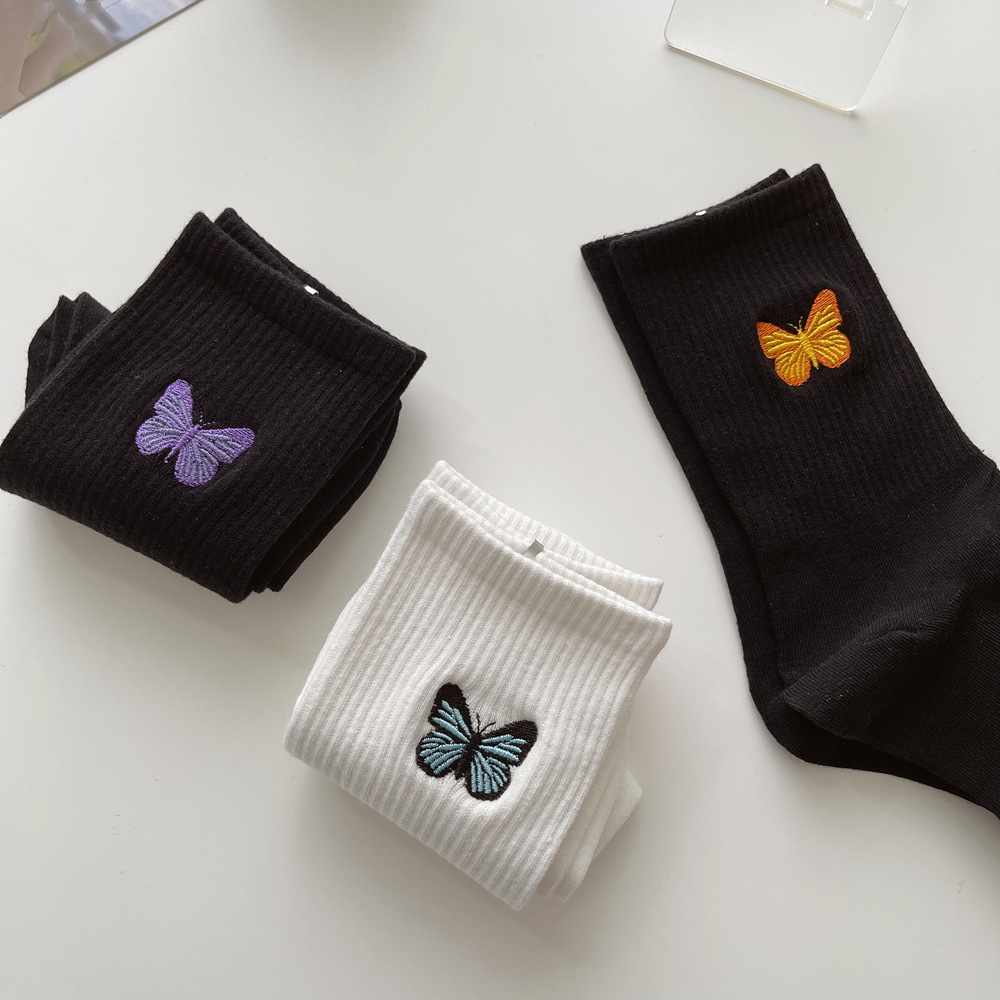 Women's Gender Women's Casual Butterfly Cotton Crew Socks A Pair
