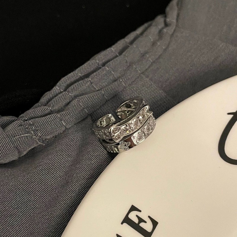 Sweet and cool double leather head sparkling diamond ring, light luxury couple ring, fashion and versatile ring_voghion.com