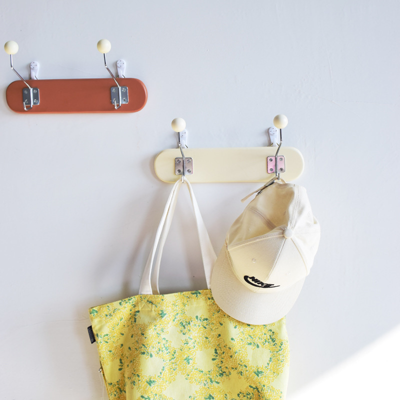 Viento simple multifuncional sin huellas colgantes de toallas colgantes de toallas de cocina colgantes de pared estante de almacenamiento de pared