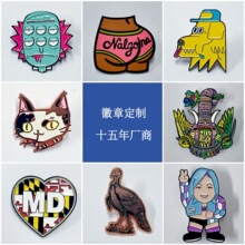 万泰金属徽章定制 古铜滴胶烤漆滴胶铜铁珐琅胸针徽章文创勋章可