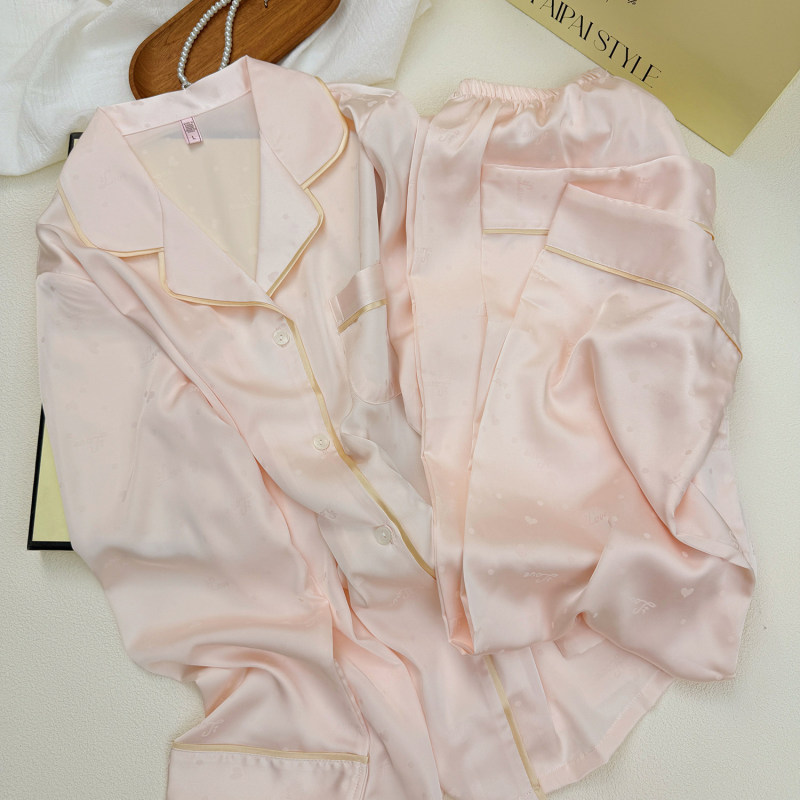 2026 New Ice Silk Pajamas for Women, Spring and Autumn Long-Sleeve Long-Pants Set, Turn-Down Collar Loungewear, Light Luxury, Simple, Breathable, Thin Style 2026 New Ice Silk Pajamas for Women, Spring and Autumn Long-Sleeve Long-Pants Set, Turn-Down Collar Loungewear, Light Luxury, Simple, Breathable, Thin Style