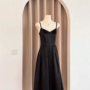 2025 Summer New High-End Hepburn Style Light and Mature French Retro Slimming Look Suspender Evening Dress