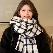 黑白格子围巾女冬季2025新款秋冬款高级感百搭配大衣保暖长款围脖