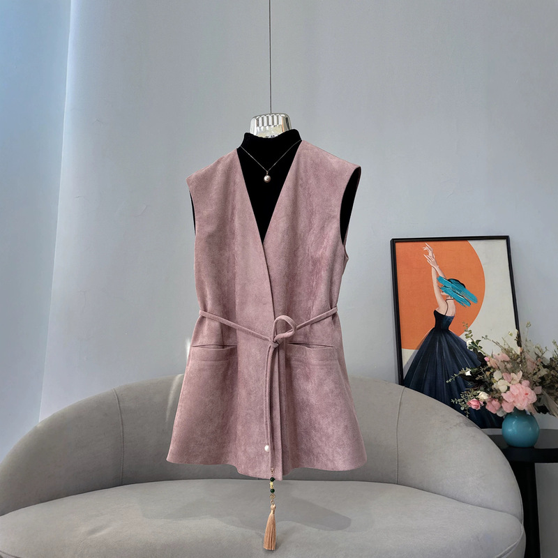 2026 Autumn Chinese Style Fashion Women's Mid-Length Suede Vest with Tie, Slimming V-Neck and Tassels, Autumn Outfit