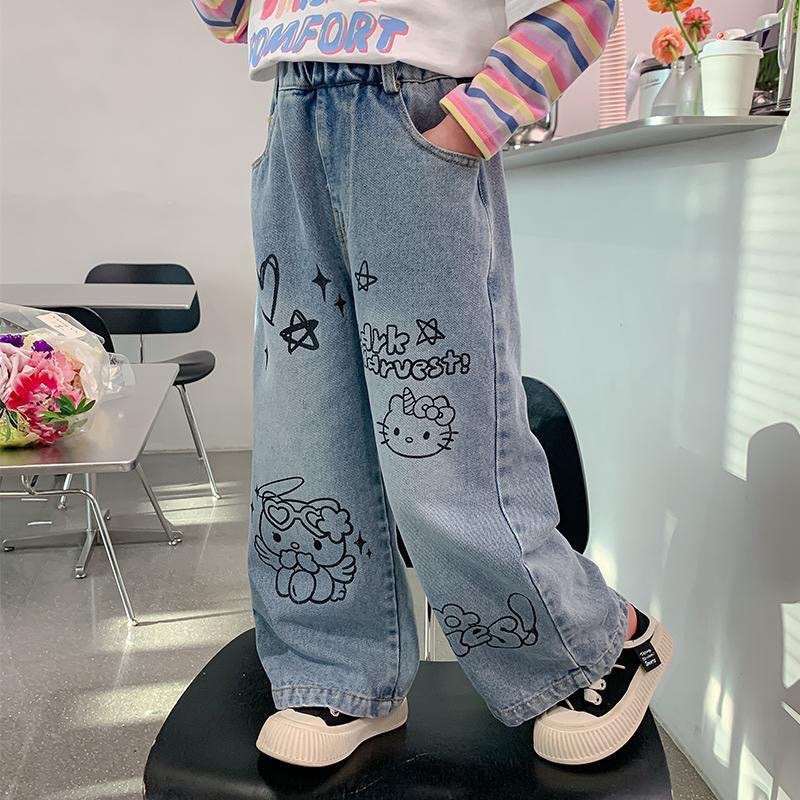 New style children's jeans, toddler and preschool long pants, loose fit, trendy and casual.