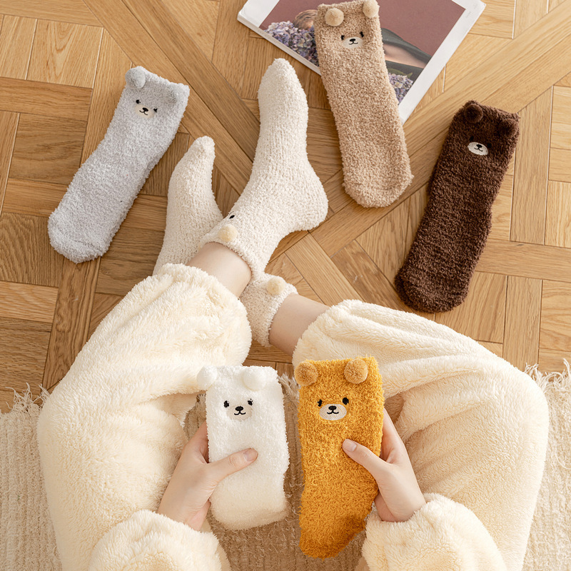 Bear coral velvet socks women's winter thickened plush warm sleep socks cute cartoon lint-free floor socks