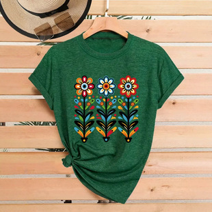 �W��Ů�b����Ůt��ɫ���r�G��ֲ����|���e�ٴ�A�IŮʿ����T����