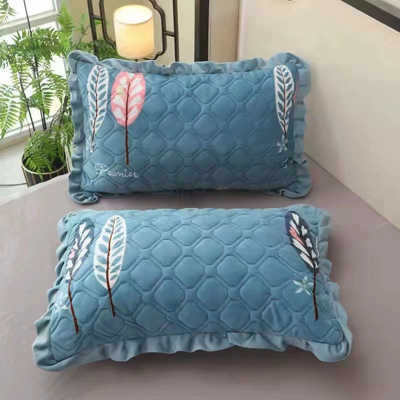 Winter double-layer quilted pillowcase, warm set for elementary school students