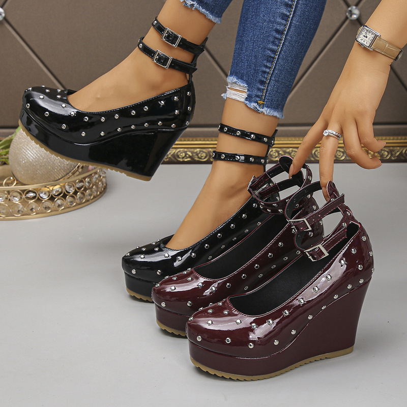 Cross-Border Large Size Thick-Soled Wedge-Heeled Single Shoes for Women, Retro Rivet Single Shoes, Ankle Buckle, Round Toe, Waterproof Platform Fashion Women's Shoes