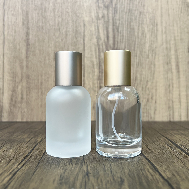 现货圆瓶B245-30ML简约便捷分装喷雾空瓶可印刷LOGO/玻璃按压空瓶