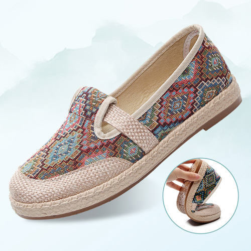 Spring and Summer Old Beijing Cloth Shoes with Ethnic Style Embroidered Women's Shoes Soft Sole Lightweight Flax Breathable National Trend Single Shoes