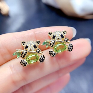 New natural olivine earrings S925 silver inlaid main stone 5*7mm Joker net red explosions wholesale women's ornaments