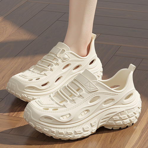 Men's Croc-style Shoes for Summer, Outdoor Wear, EVA River-Tracking Slippers, Thick-Soled, Non-Slip, Casual Beach Sandals