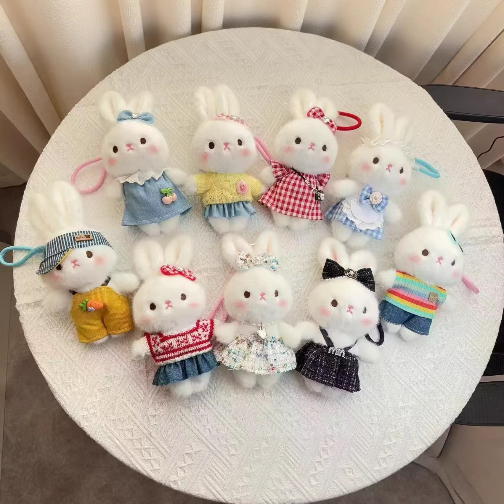Cuatro pulgadas muñeca de peluche pequeño colgante muñeca llavero muñeca mochila colgante juguete de peluche regalo