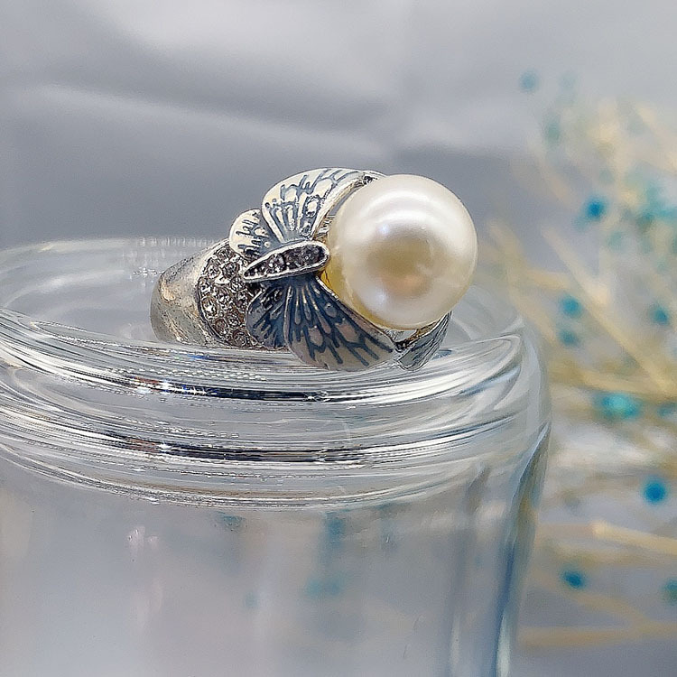 1 Piece Fashion Butterfly Alloy Inlay Rhinestones Pearl Womenu0027S Rings