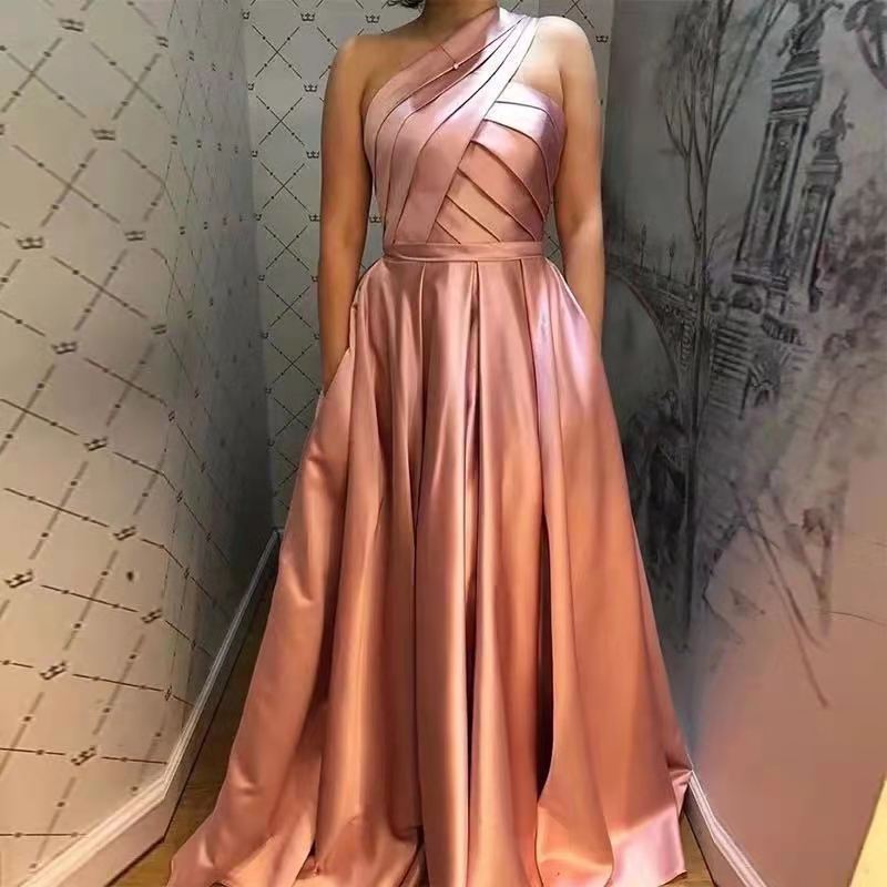 Comercio exterior de Europa y América Amazon AliExpress deseo nuevo vestido noche sexy un hombro elegante simple satén Split