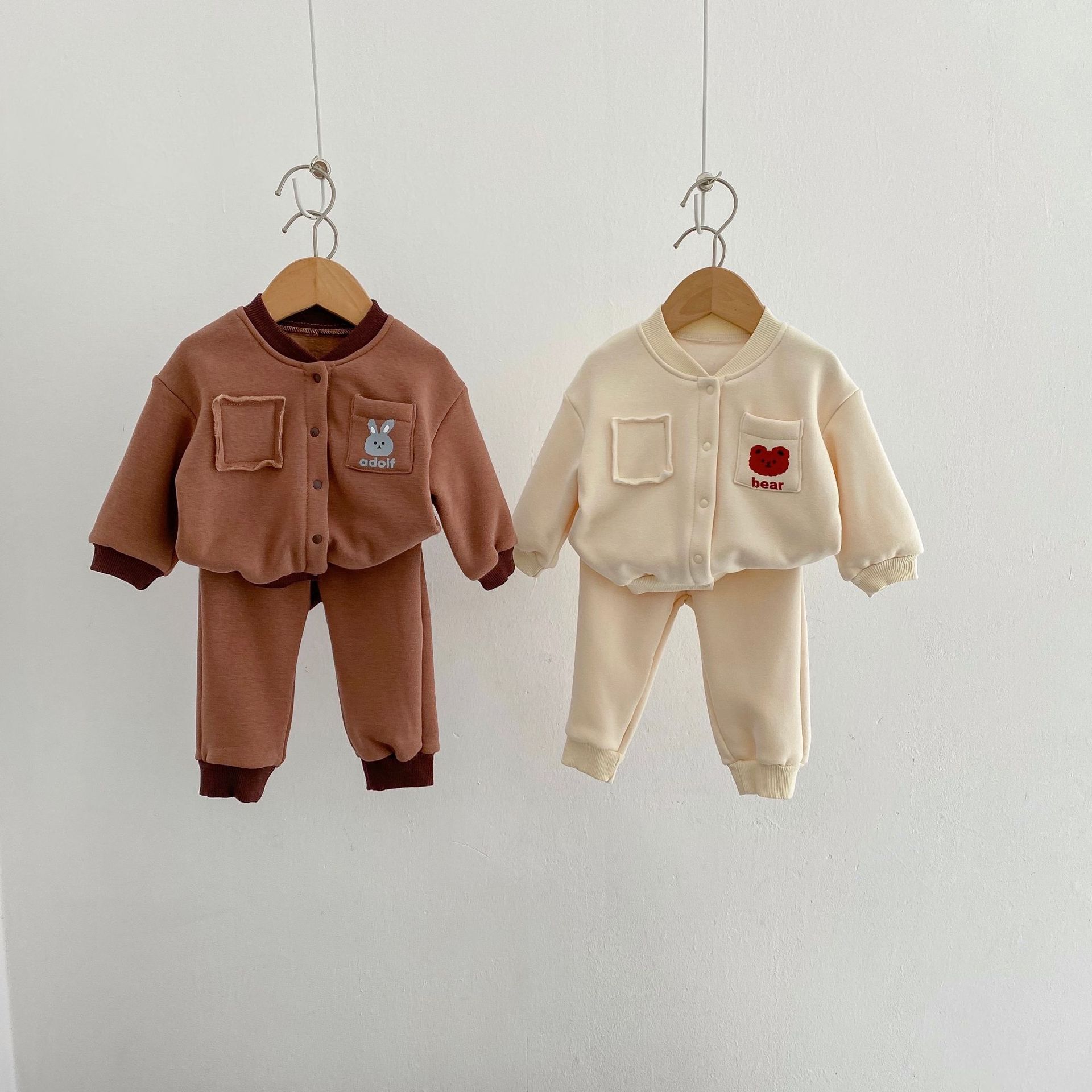 2024 Spring Autumn Baby Boys Girls Rabbit and Bear Printed Coat+Pants with Velvet Warmth Set_voghion.com