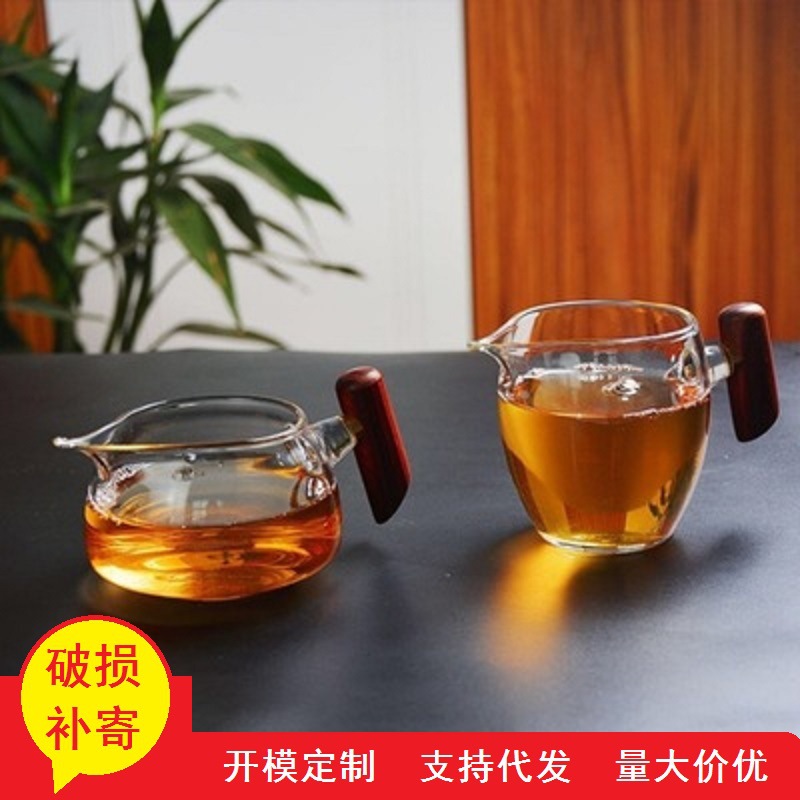 Taza de cristal de madera mango de madera taza masculina de cristal engrosada vidrio Kung Fu juego de té accesorios dispensador de té mango lateral traje de colador de té