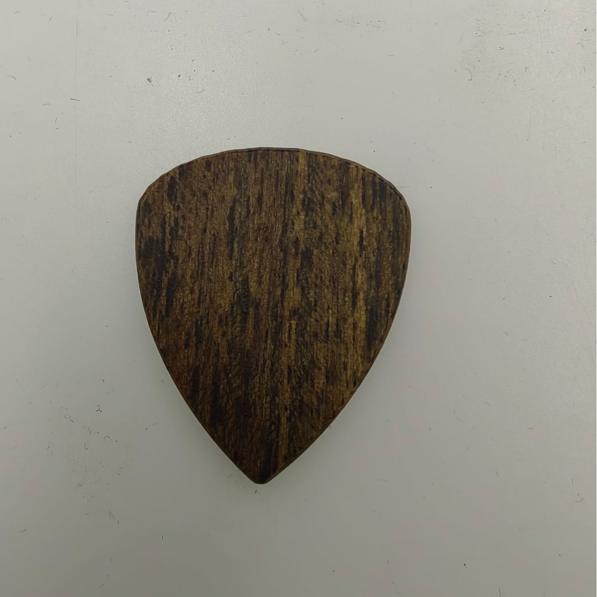 Tallado logo guitarra de madera Pick madera metralla Folk Bass ukulele Pick Guitar Accesorios