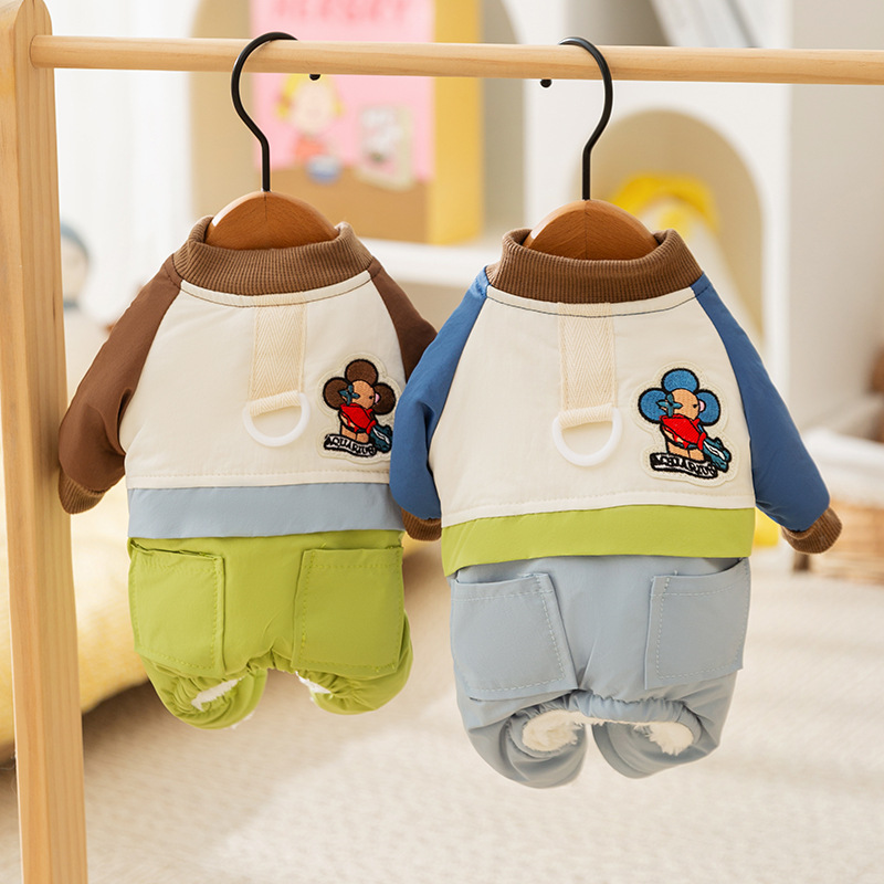 Otoño y invierno perros de color contrastante dibujos animados casuales lindos cuatro patas ropa deportiva de algodón perros pequeños y medianos gatos ropa de perros