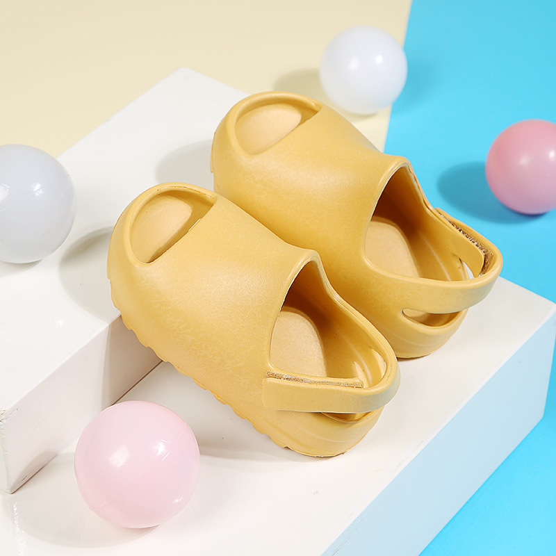 外国貿易の夏の子供のココナッツのスリッパの女性の厚い底の室内の家庭のevaの包みと赤ちゃんの冷たいスリッパの男の子は国境を越えます。|undefined