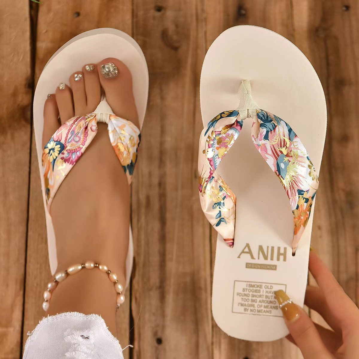 2026 Summer New European And American Style Women's Casual Thick-Soled Flip-Flops For Outdoor Wear, Lightweight Beach_vogvips.com