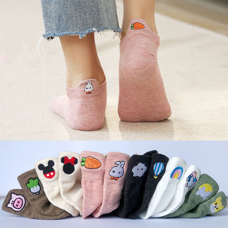 Spring and summer cotton cartoon boat Socks heel rabbit carrot socks cute smiling face red embroidered women's socks spot Spring and summer cotton cartoon boat Socks heel rabbit carrot socks cute smiling face red embroidered women's socks spot