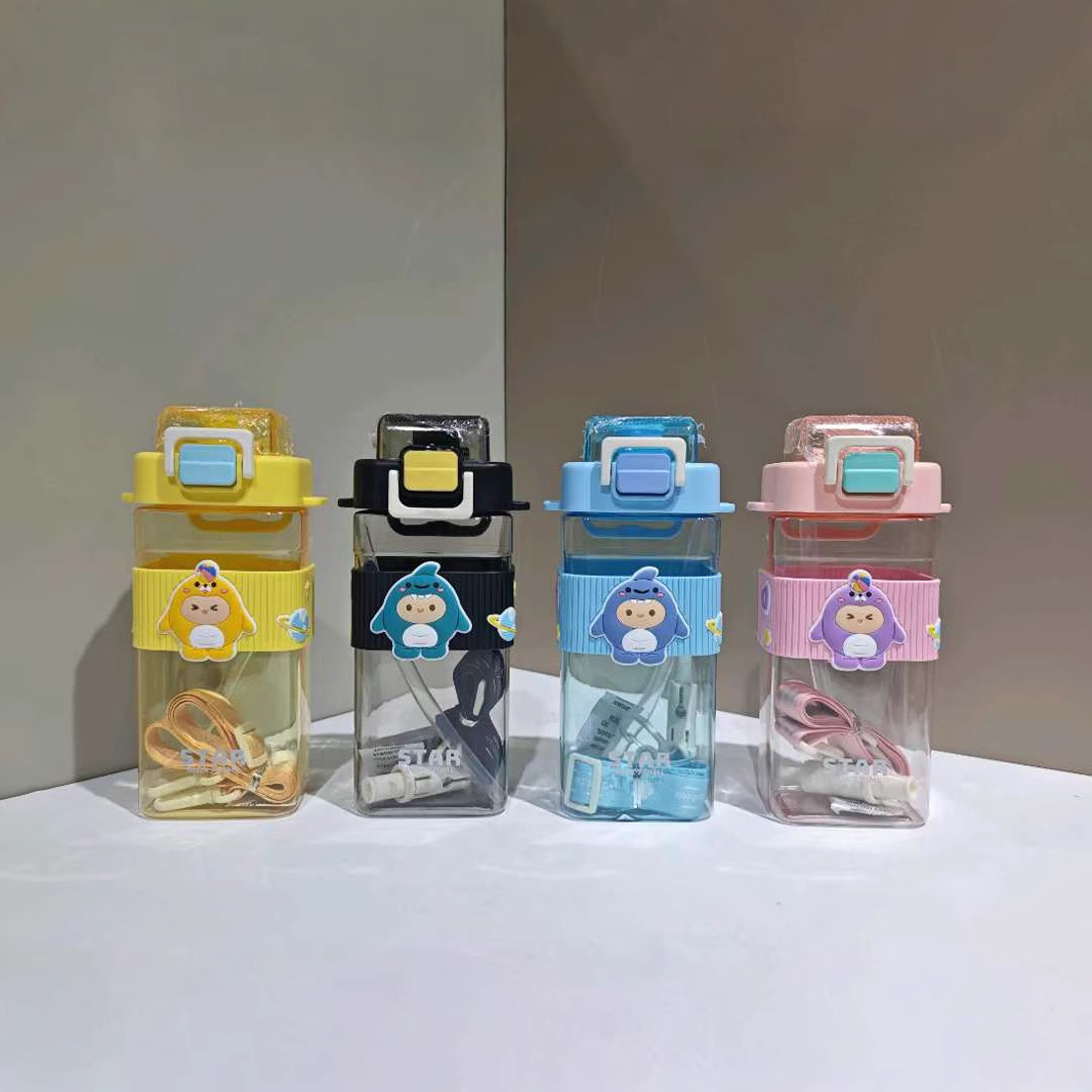 翊同元气小圆仔方杯5513便携式塑料吸管水杯批发团购730ml送客户