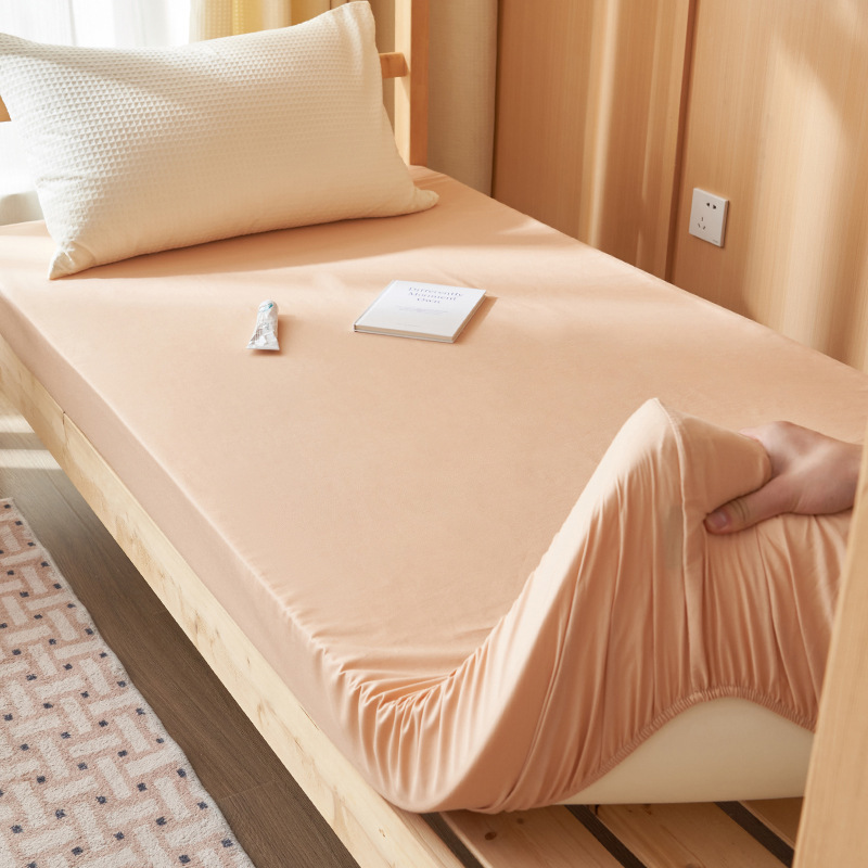 Colcha de cama especial para dormitorio de estudiantes Cubierta protectora de colchón todo incluido Juego de cama de algodón puro Juego de tres piezas 2025 nuevo verano